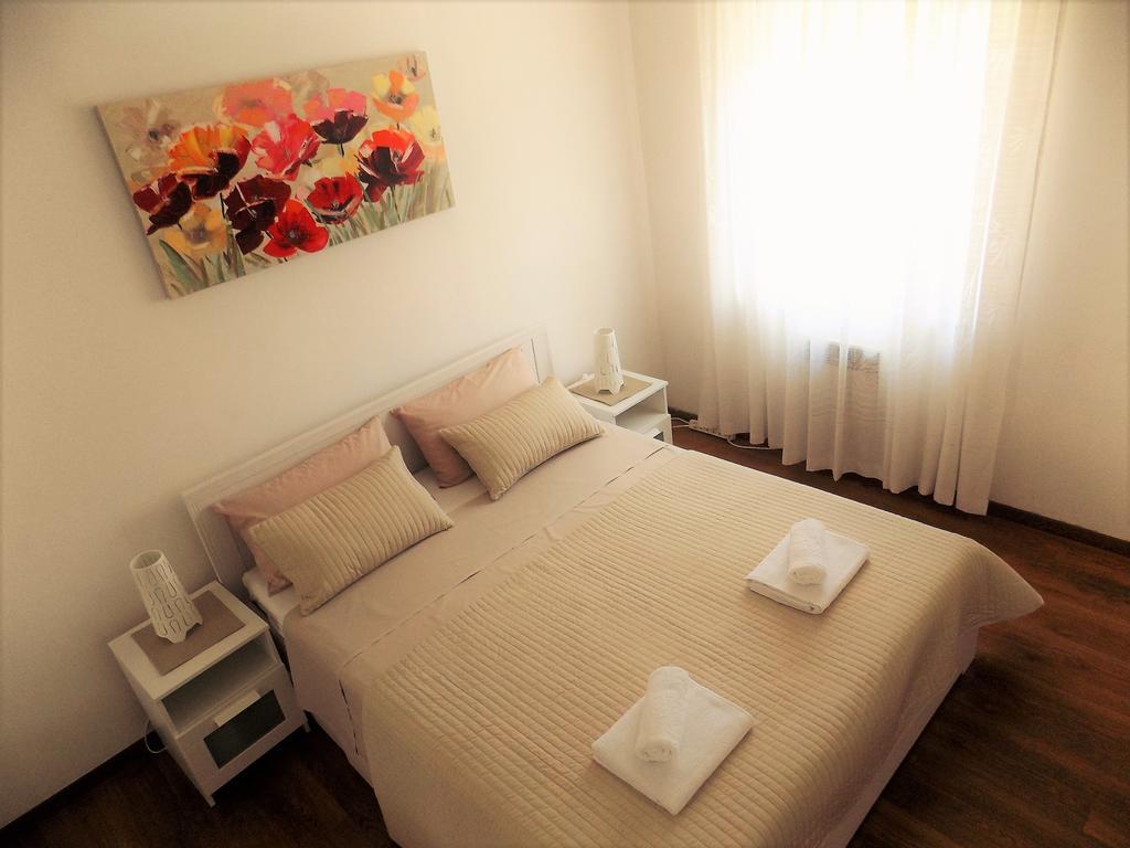 Apartment Anamarija Njivice Bagian luar foto